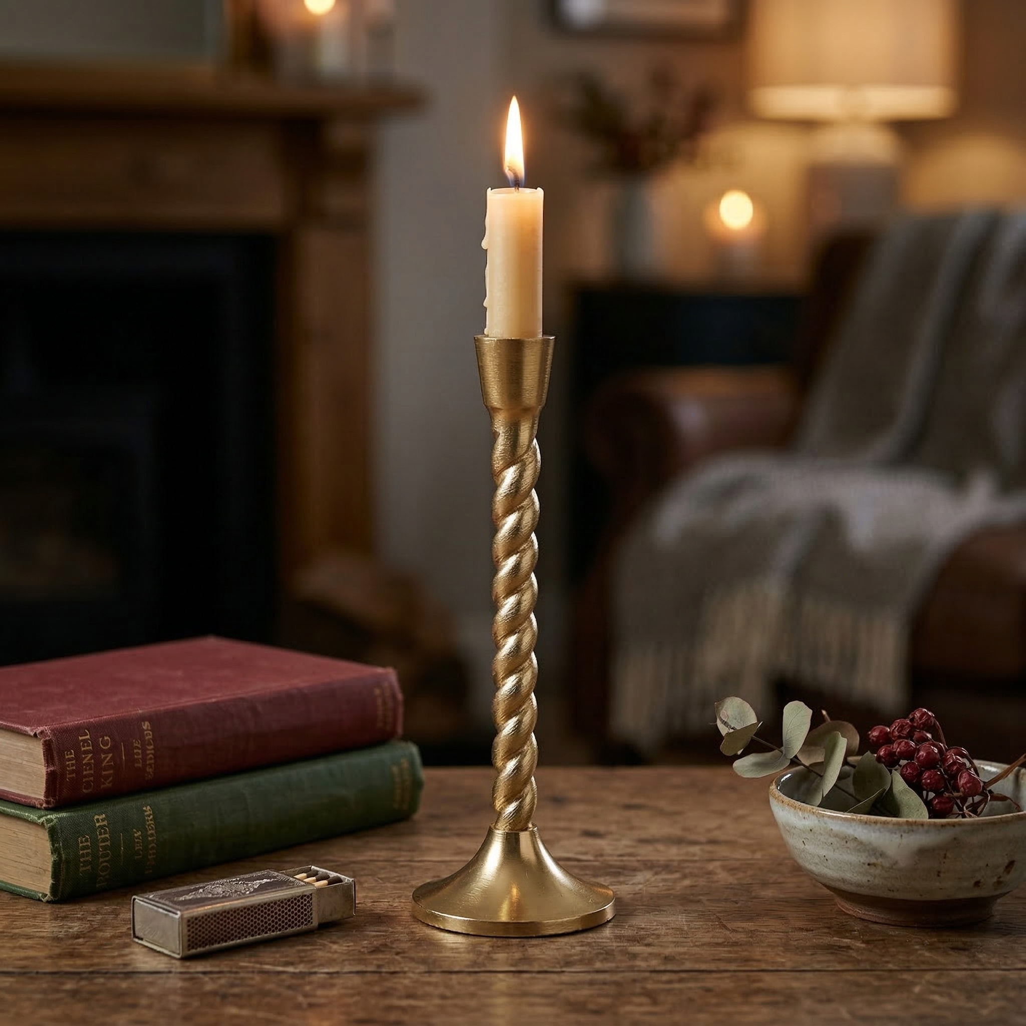 TwirlCraft Candle Stand