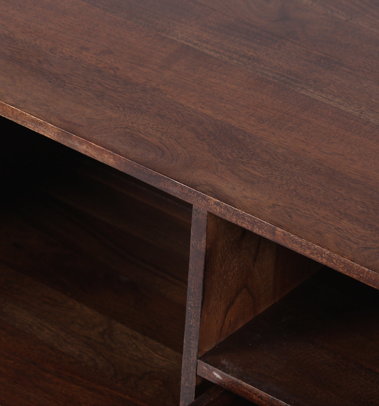 VistaWeave TV Unit