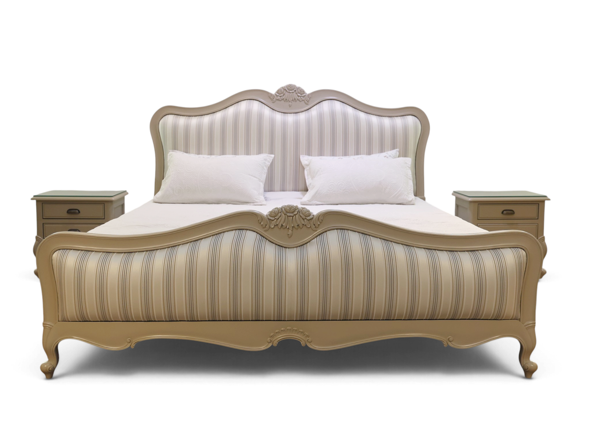 Belle Royale French Classic Bed