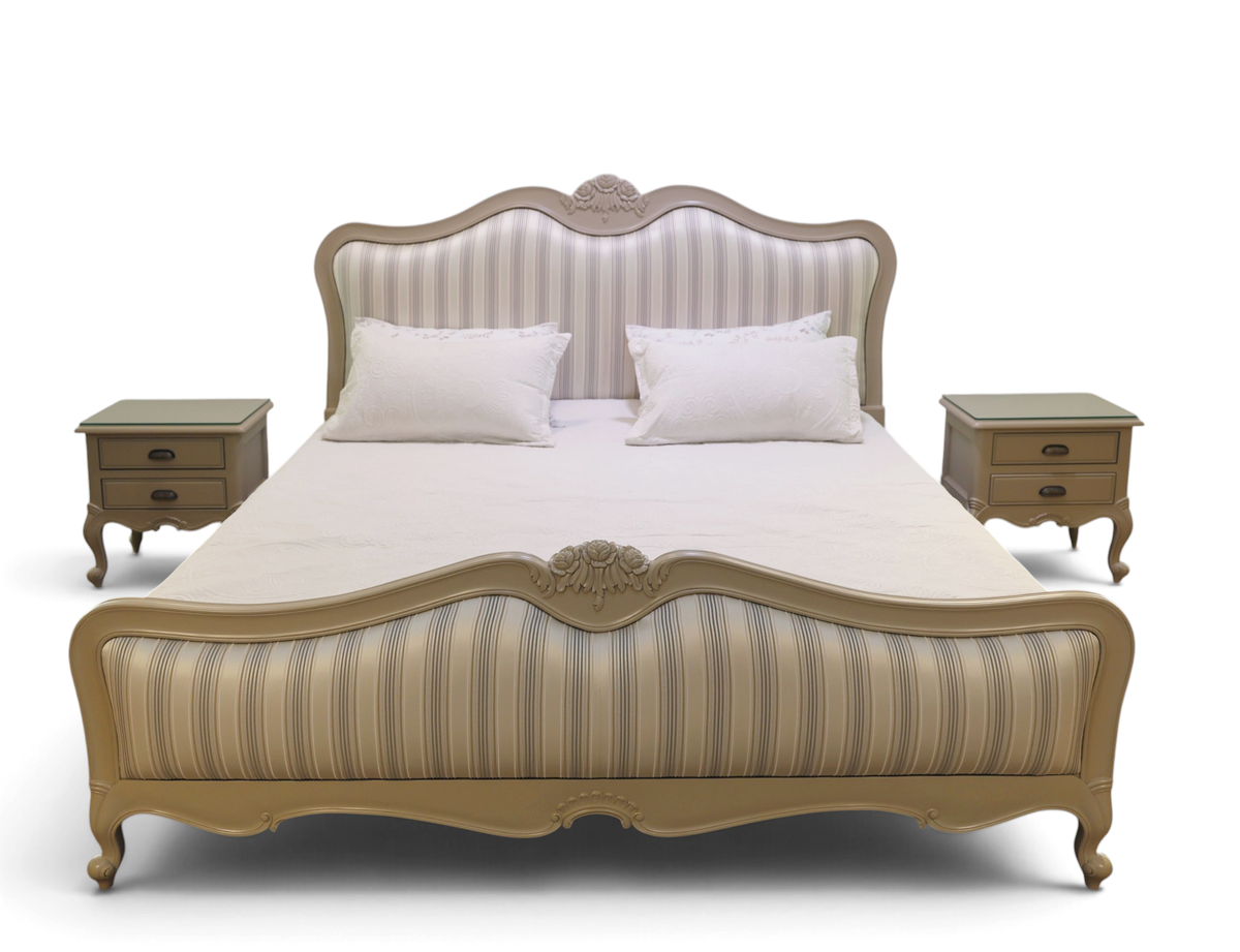 Belle Royale French Classic Bed