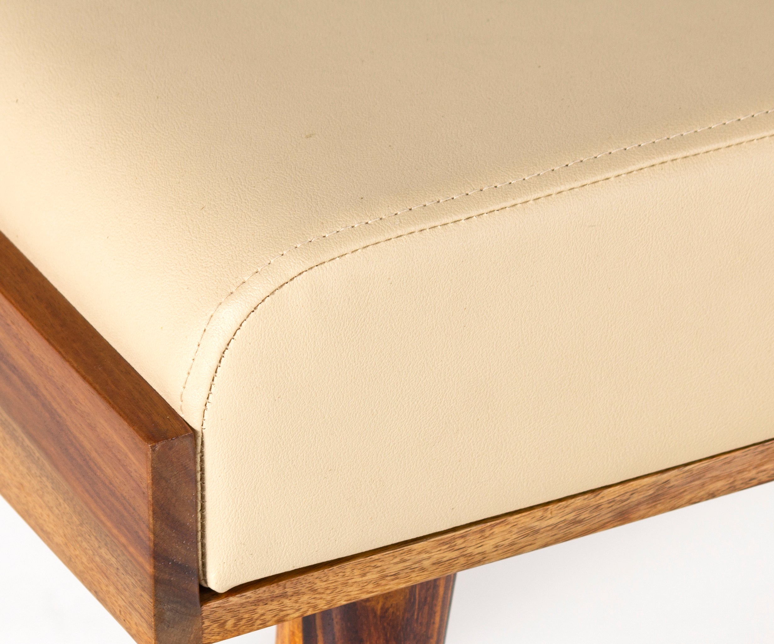 PlushCraft Bench