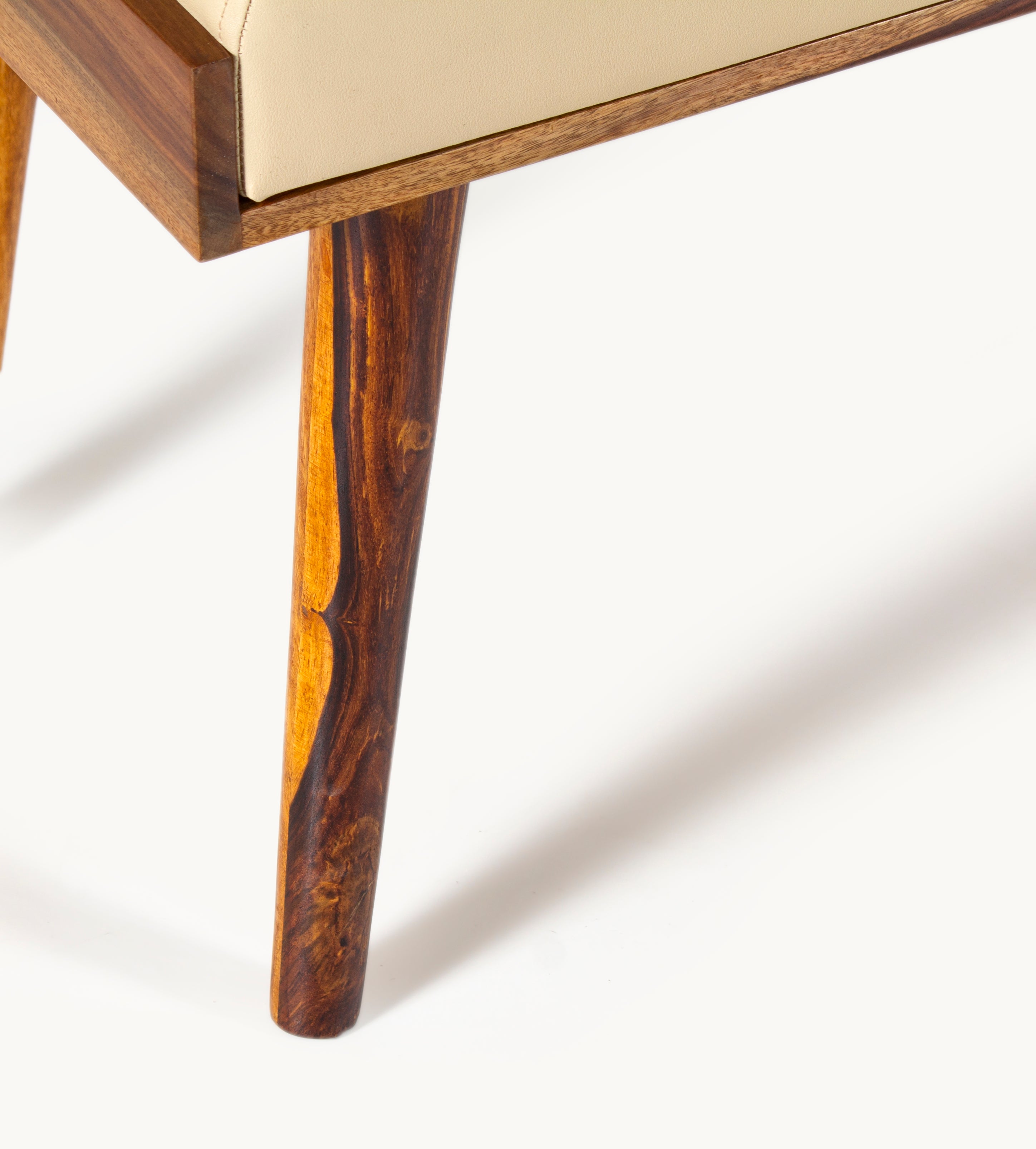 PlushCraft Bench