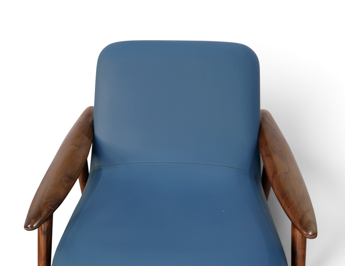 Avelor Luxe Lounge Chair