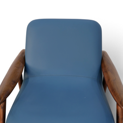 Avelor Luxe Lounge Chair