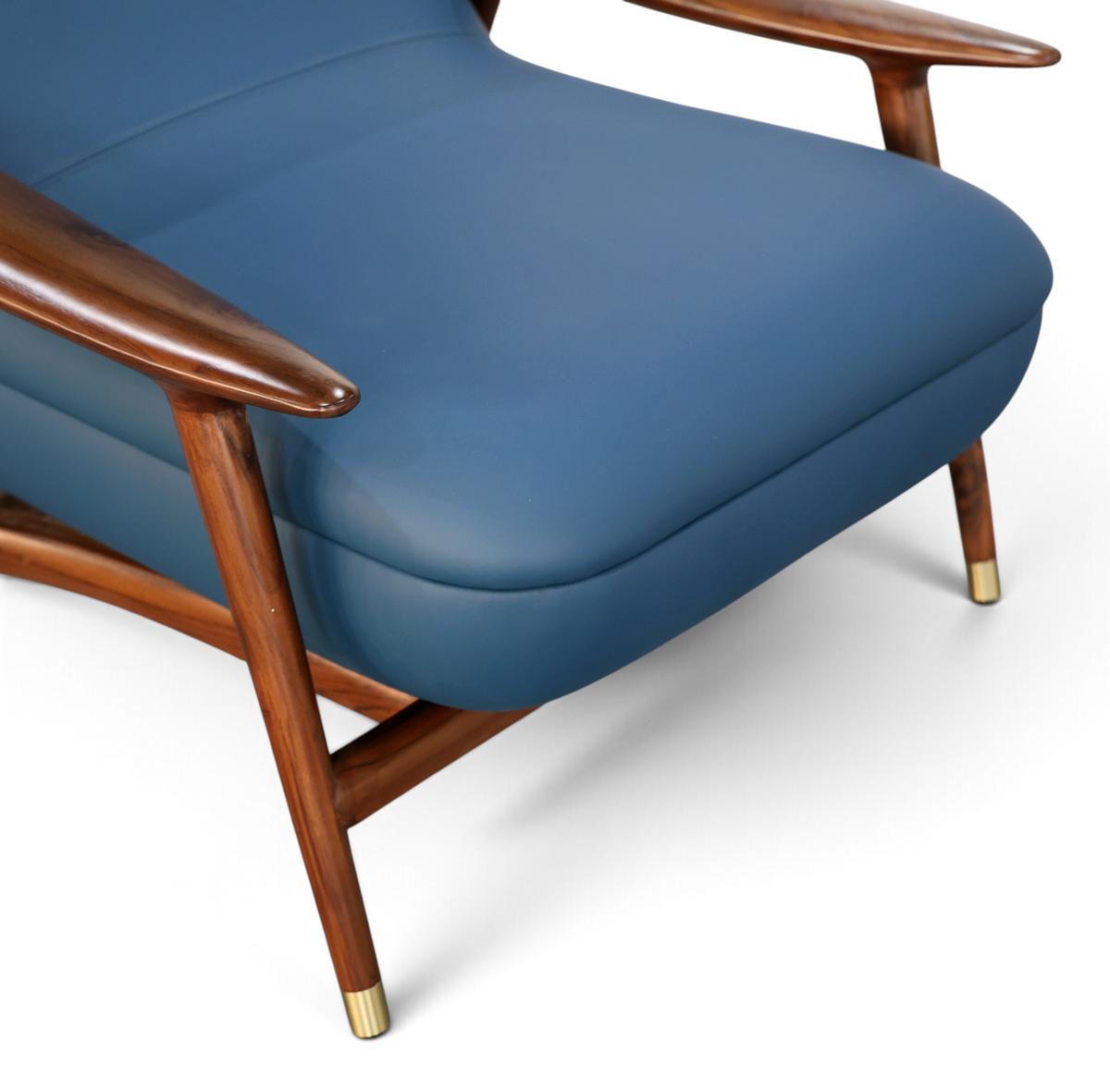 Avelor Luxe Lounge Chair
