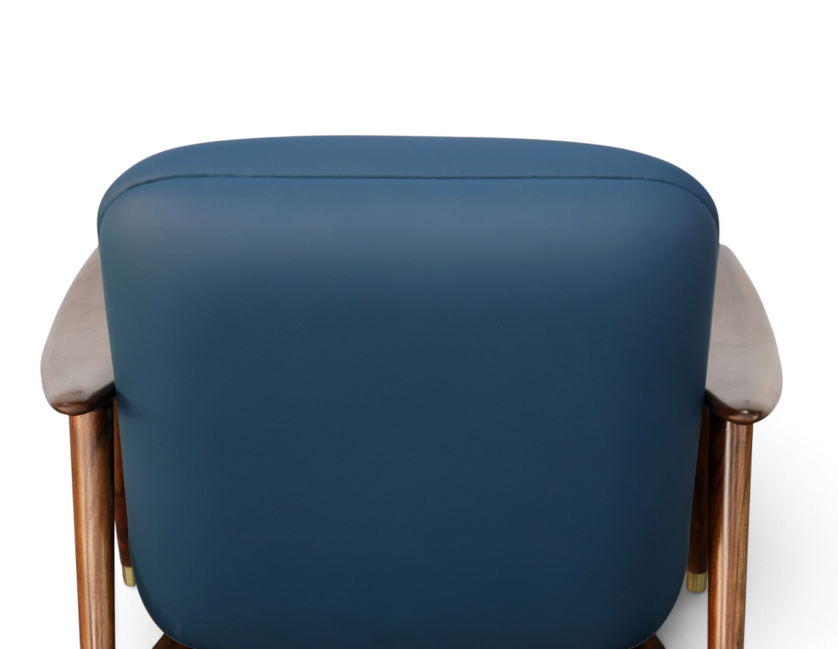 Avelor Luxe Lounge Chair