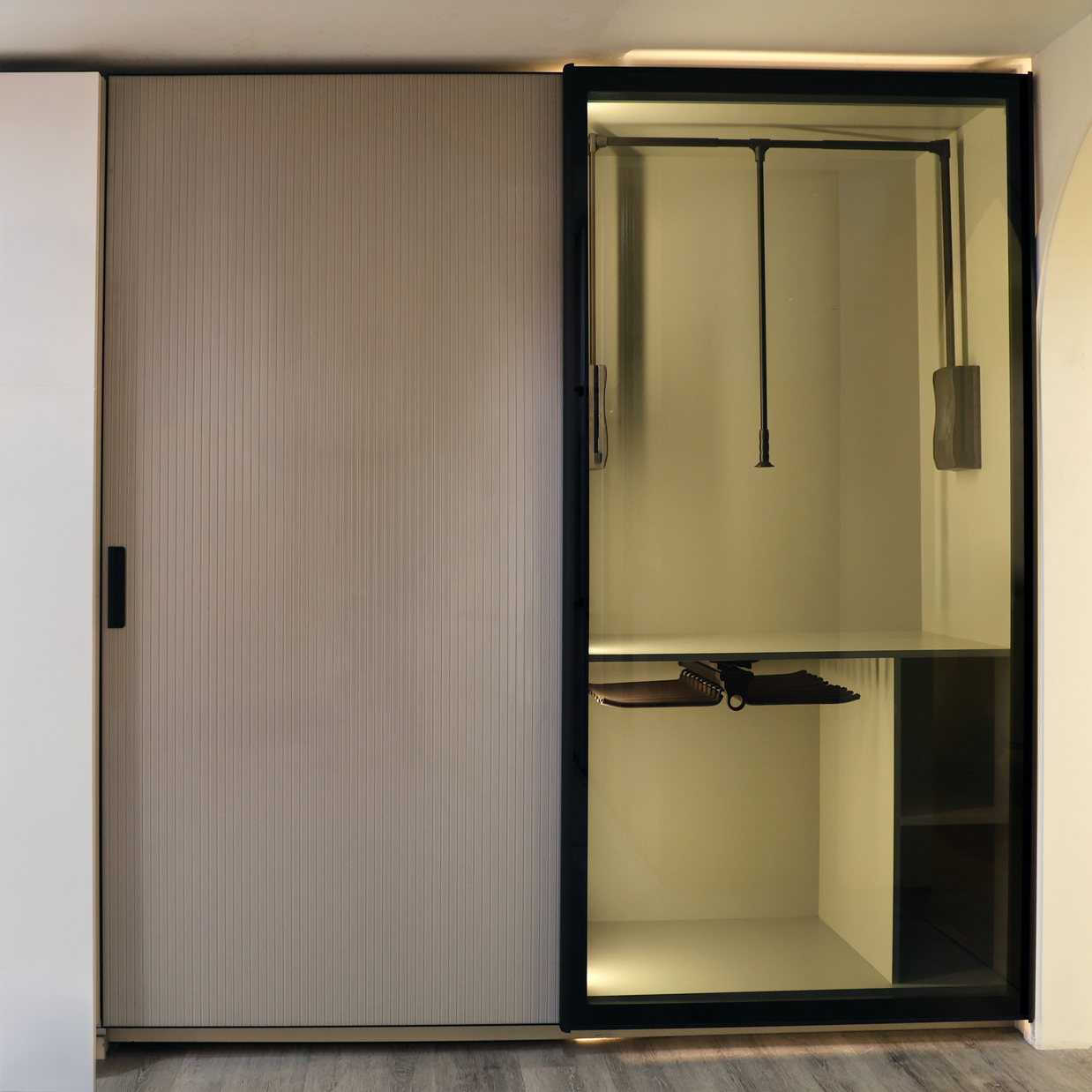 Vertex Luxe Sliding Wardrobe
