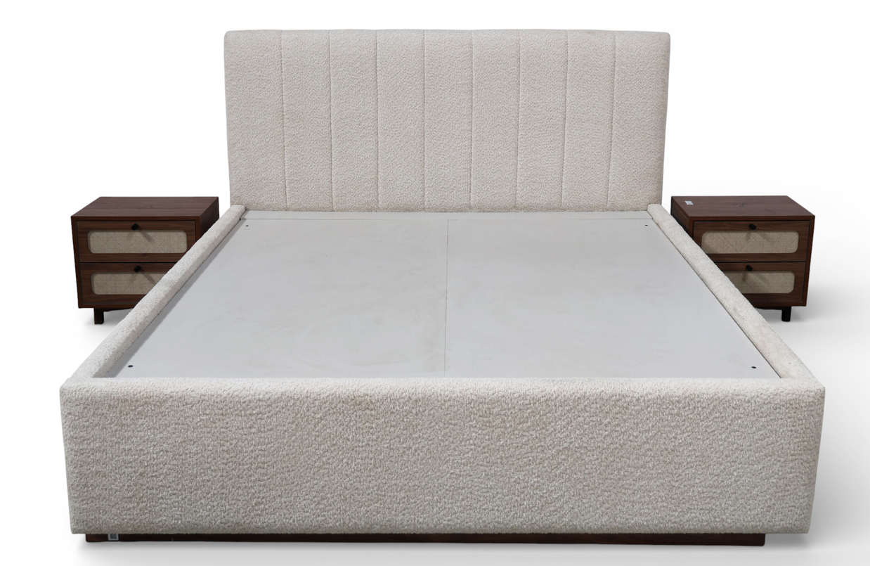 Monarch Crest Bed