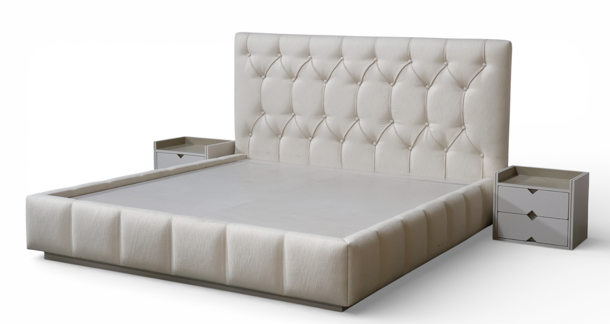 Victoria Palace Bed
