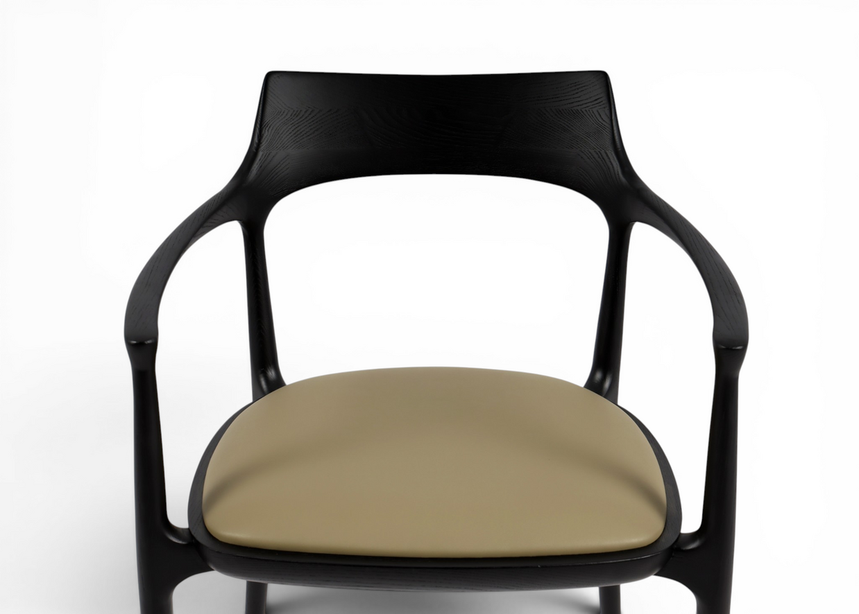 Nero Signature Dining Chair
