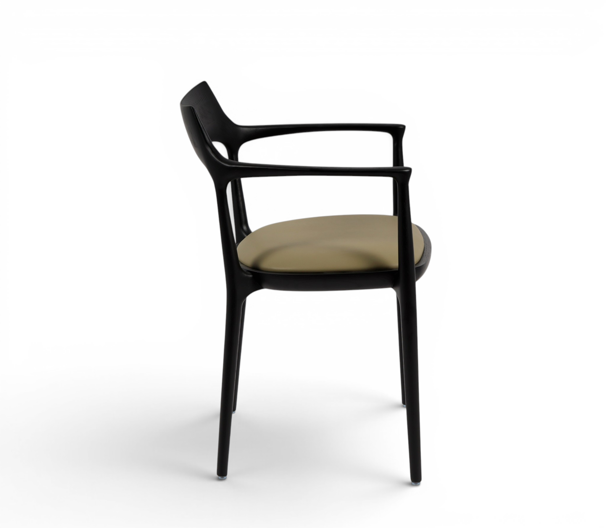 Nero Signature Dining Chair