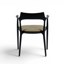 Nero Signature Dining Chair