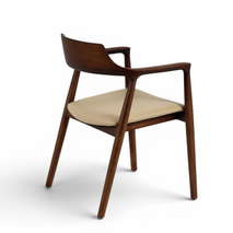 Versona Premium Dining Chair