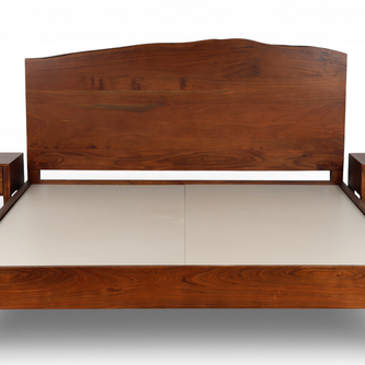 Tharwood Heritage Bed