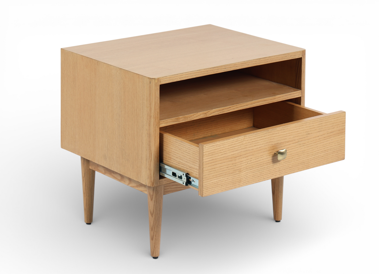 Rajsa Oak Bedside Table