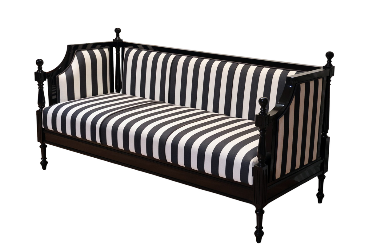 Stuttgart Classic Living Sofa