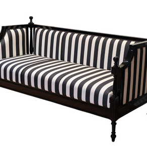 Stuttgart Classic Living Sofa