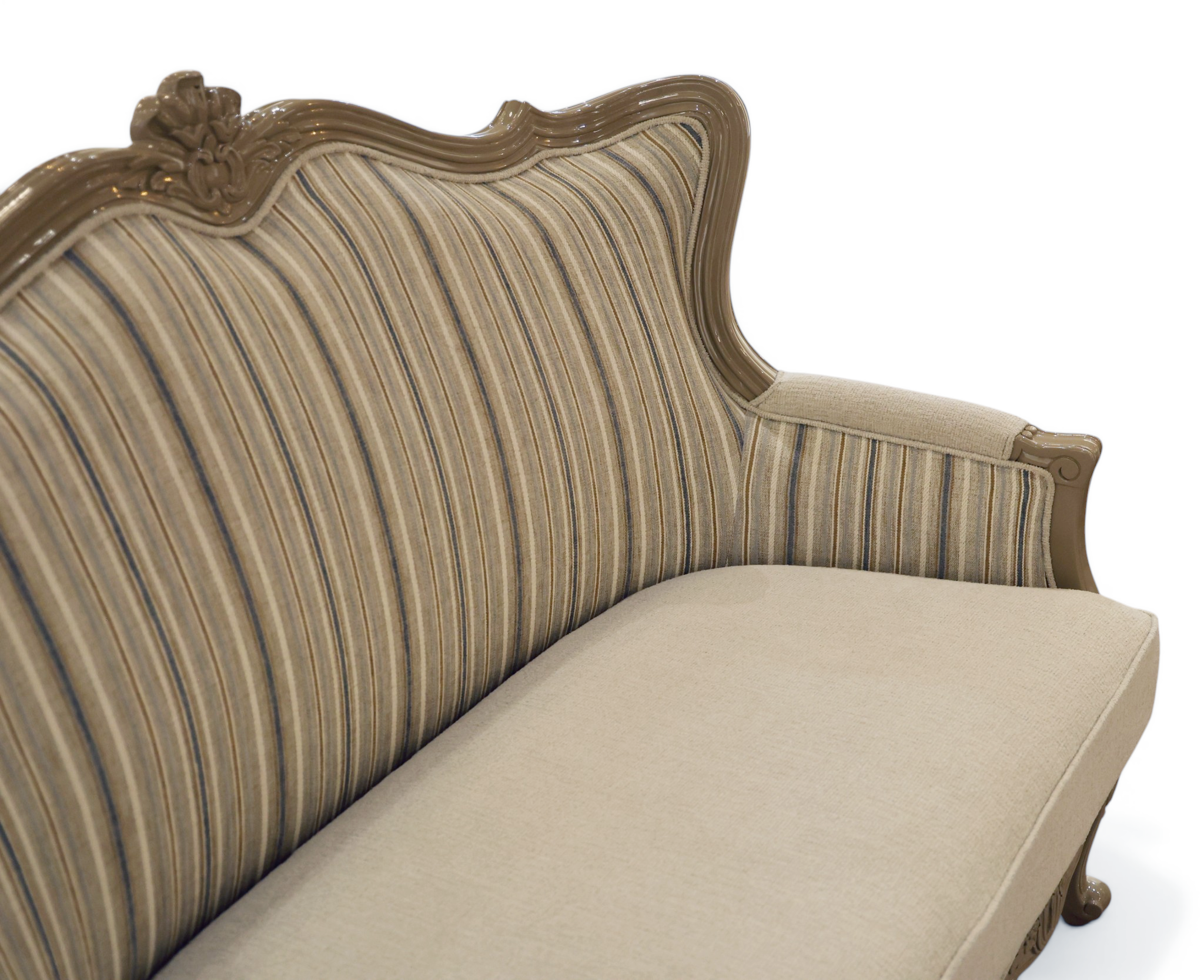 Roventina Crown Accent Sofa