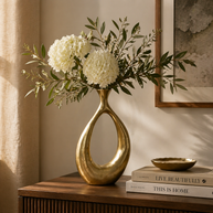 Eternelle Sculpted Bloom Vase