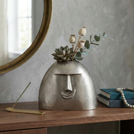 Minimalist Sculpted Face Planter